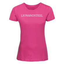 Afbeelding in Gallery-weergave laden, Slim-Fit T-Shirt Women &#39;LIONANDSTEEL&#39; Pink
